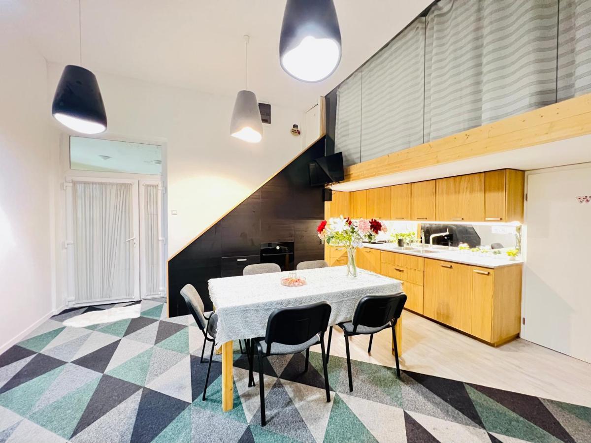Rozsa Apartment ブダペスト エクステリア 写真